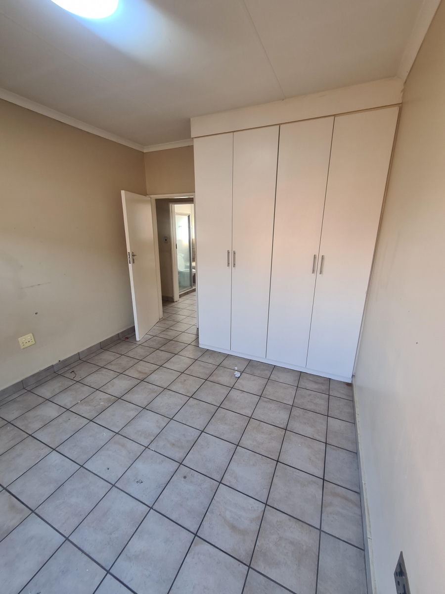 2 Bedroom Property for Sale in Vaalpark Free State